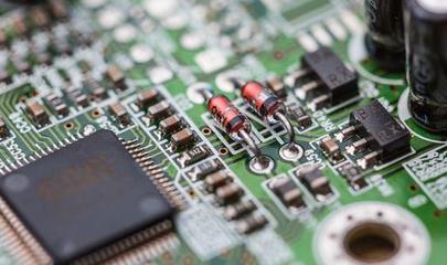 計(jì)算機(jī)軟硬件基礎(chǔ) 核心概念與互動關(guān)系